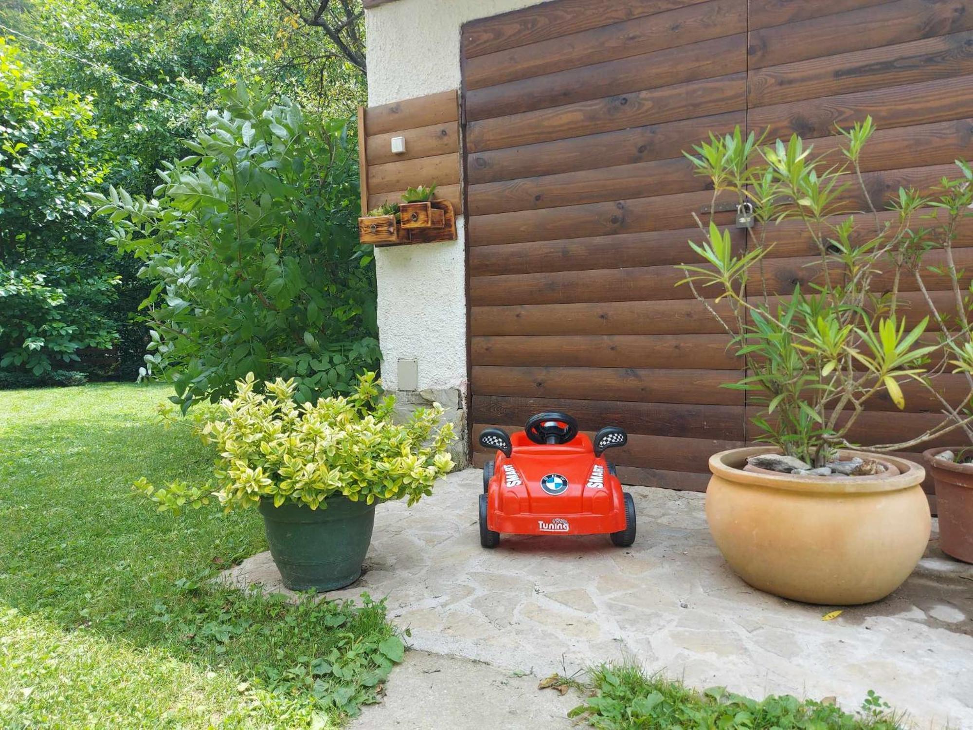 Hamori Alom Case de vacanță Mişcolţ